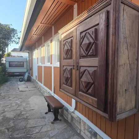 Casa Feia